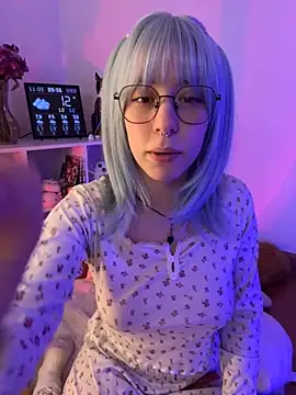  nobara   online show from 11/06/25, 02:37