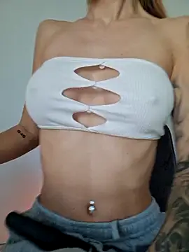 EileX official online show from 02/25/26, 06:24