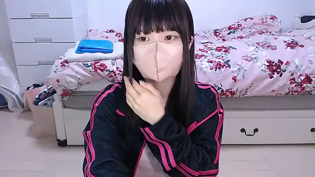 Snapshot of AMI___oO chatting on 02/04/26, 08:09 AMI oO online show from 02/04/26, 08:09