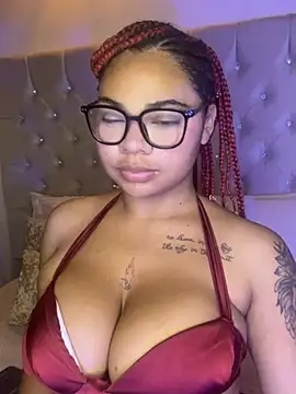 Eloisa cleavage  online show from 02/26/26, 10:15