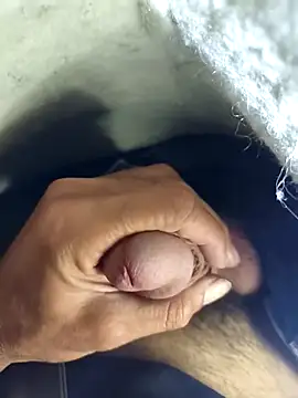 murokkk31 online show from 10/17/25, 05:26