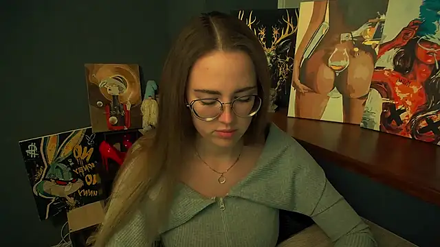 luxie milady online show from 04/22/26, 12:34