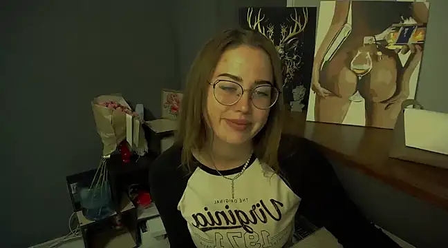 Snapshot of luxie_milady chatting on 02/05/25, 06:04 luxie milady online show from 02/05/25, 06:04
