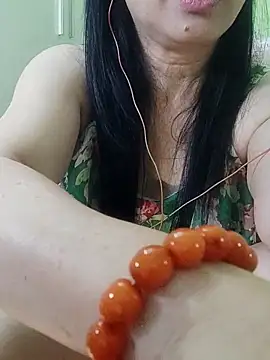 Snapshot of Hangem111 chatting on 05/01/26, 03:50 Hangem111 online show from 05/01/26, 03:50