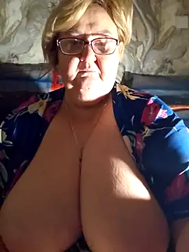 Awn290668 online show from 11/13/25, 05:22