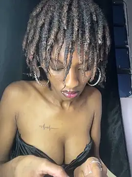 Snapshot of Tee_babygirl1 chatting on 12/19/24, 06:12 Tee babygirl1 online show from 12/19/24, 06:12