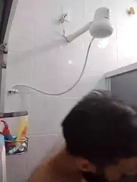 Snapshot of LopeseLua chatting on 10/18/25, 11:29 LopeseLua online show from 10/18/25, 11:29