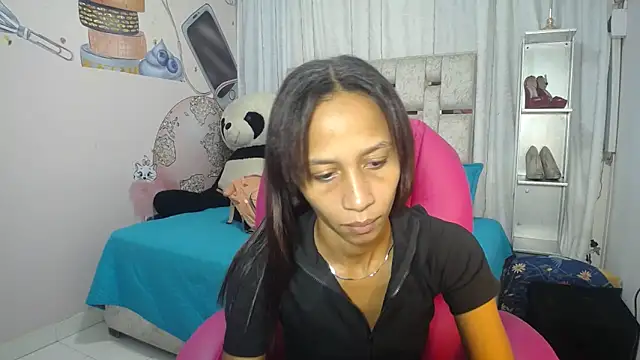 EMMA SWEETT1 online show from 11/15/25, 06:34