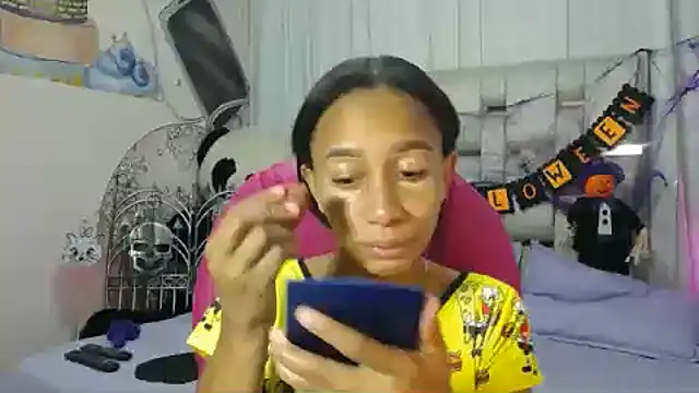 EMMA SWEETT1 online show from 10/08/25, 12:39