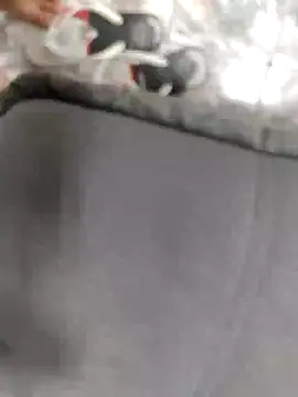 Snapshot of OLAJONES chatting on 01/03/25, 05:17 OLAJONES online show from 01/03/25, 05:17