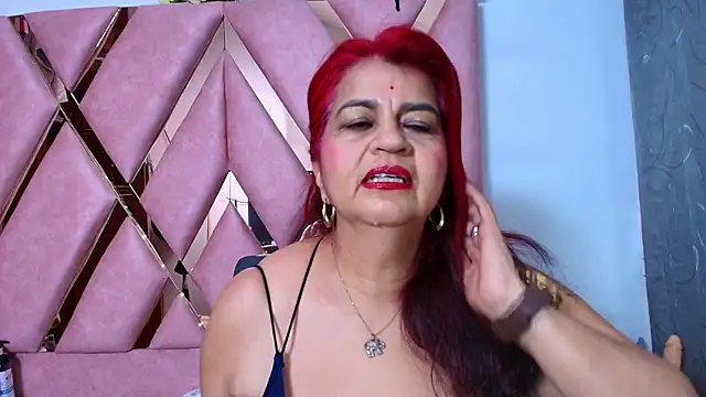 RoxetteMature online show from 07/13/26, 12:15