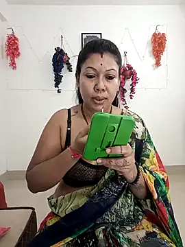 YOUR LOVELY-40 online show from 11/12/25, 11:25