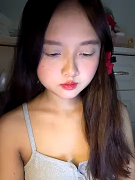 Alice1818 online show from 09/19/25, 08:40