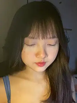 Alice1818 online show from 12/29/24, 08:04