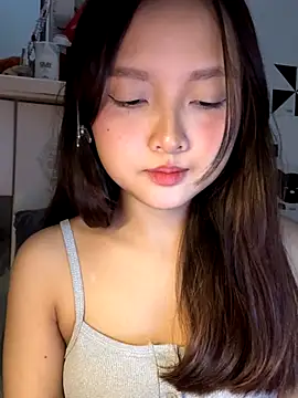 Alice1818 online show from 10/27/25, 07:20