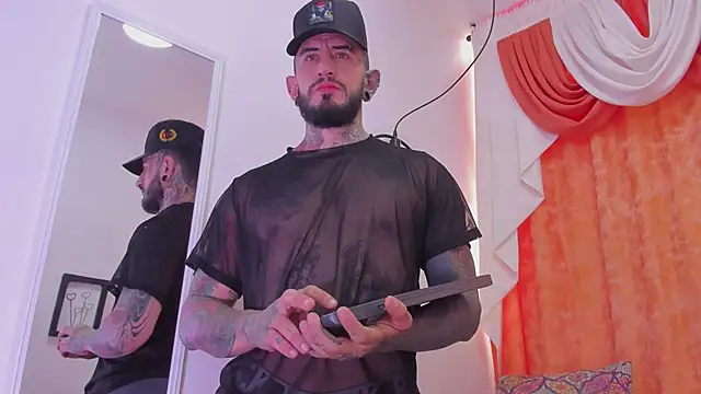 Snapshot of dilan_scootk_ chatting on 02/24/26, 07:37 dilan scootk online show from 02/24/26, 07:37