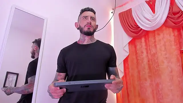 dilan scootk  online show from 05/09/26, 07:39