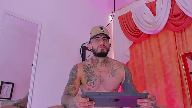 dilan scootk  online show from 03/03/26, 07:32