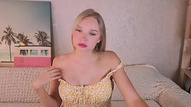 BoysLoveBlondee online show from 09/23/25, 06:31
