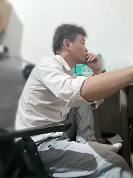 kisstoyousoon2024 online show from 02/28/26, 07:19