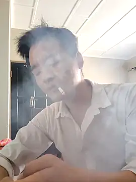 Snapshot of kisstoyousoon2024 chatting on 11/04/25, 10:30 kisstoyousoon2024 online show from 11/04/25, 10:30