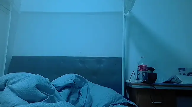 Snapshot of kisstoyousoon2024 chatting on 03/17/25, 05:12 kisstoyousoon2024 online show from 03/17/25, 05:12