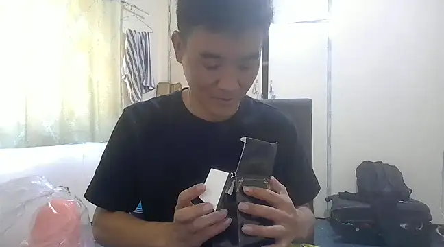 Snapshot of kisstoyousoon2024 chatting on 12/03/24, 07:27 kisstoyousoon2024 online show from 12/03/24, 07:27