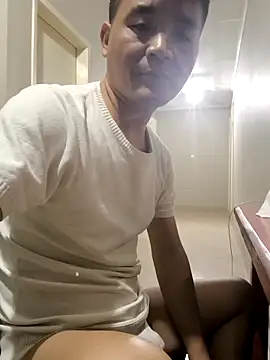 Snapshot of kisstoyousoon2024 chatting on 10/01/25, 06:23 kisstoyousoon2024 online show from 10/01/25, 06:23