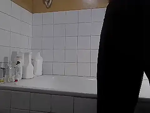 Snapshot of kisstoyousoon2024 chatting on 01/17/25, 06:02 kisstoyousoon2024 online show from 01/17/25, 06:02