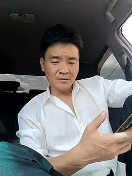 Snapshot of kisstoyousoon2024 chatting on 03/11/25, 12:28 kisstoyousoon2024 online show from 03/11/25, 12:28