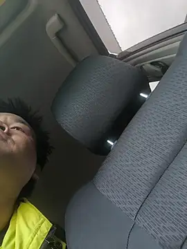 kisstoyousoon2024 online show from 01/18/26, 05:55