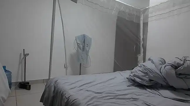 Snapshot of kisstoyousoon2024 chatting on 03/06/25, 05:14 kisstoyousoon2024 online show from 03/06/25, 05:14