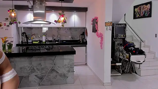 vicky wendy hot sexx online show from 04/12/26, 05:33