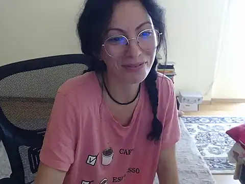 Emmatoo online show from 10/16/25, 09:39