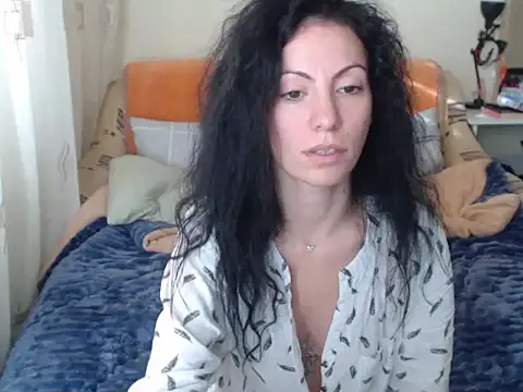 Emmatoo online show from 11/15/25, 08:40