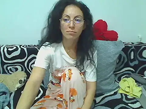 Emmatoo online show from 04/11/26, 03:47