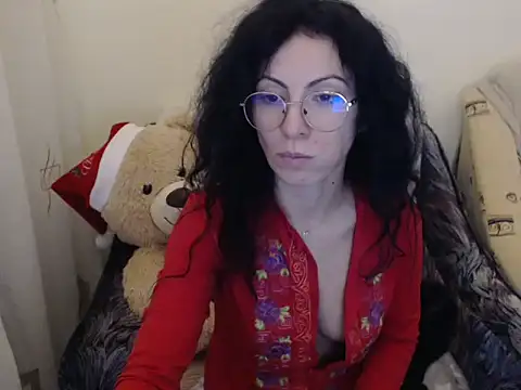 Snapshot of Emmatoo chatting on 12/22/25, 01:22 Emmatoo online show from 12/22/25, 01:22