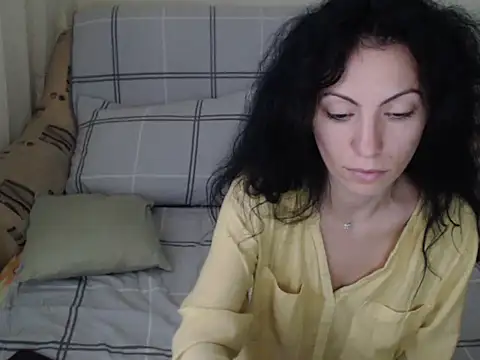 Emmatoo online show from 11/10/25, 10:31