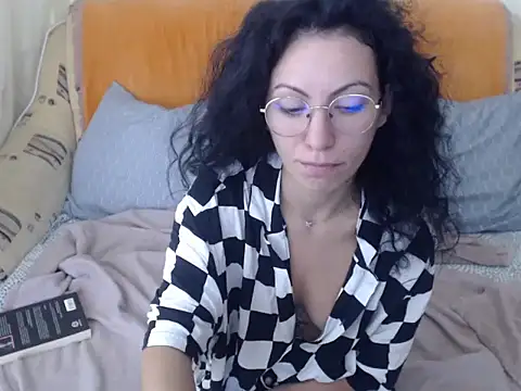 Emmatoo online show from 11/02/25, 10:53