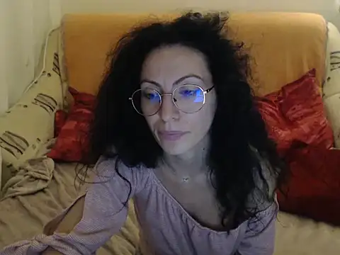 Emmatoo online show from 10/25/25, 09:26