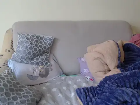 Snapshot of Emmatoo chatting on 02/06/26, 09:27 Emmatoo online show from 02/06/26, 09:27