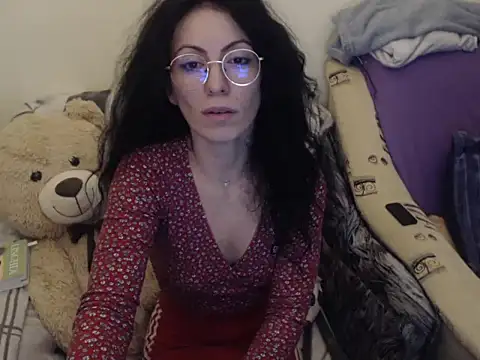 Snapshot of Emmatoo chatting on 01/14/26, 05:05 Emmatoo online show from 01/14/26, 05:05