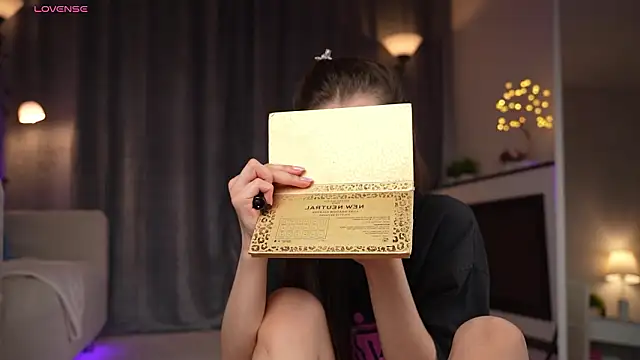 Amely Young online show from 02/19/26, 01:46