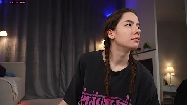 Amely Young online show from 02/12/26, 02:22