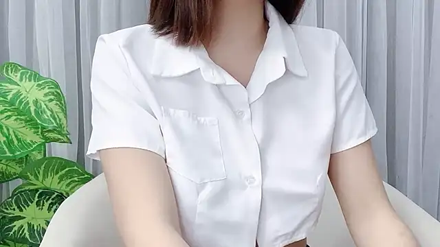 Snapshot of _Miyuki__ chatting on 02/18/26, 02:57 Miyuki online show from 02/18/26, 02:57