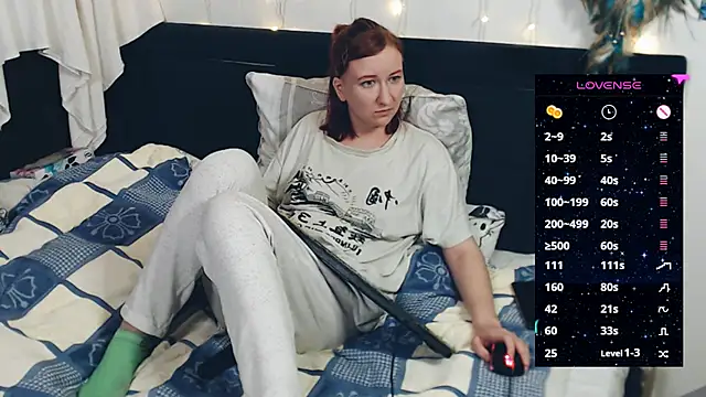 Snapshot of licentia__poetica chatting on 11/30/25, 11:16 licentia poetica online show from 11/30/25, 11:16