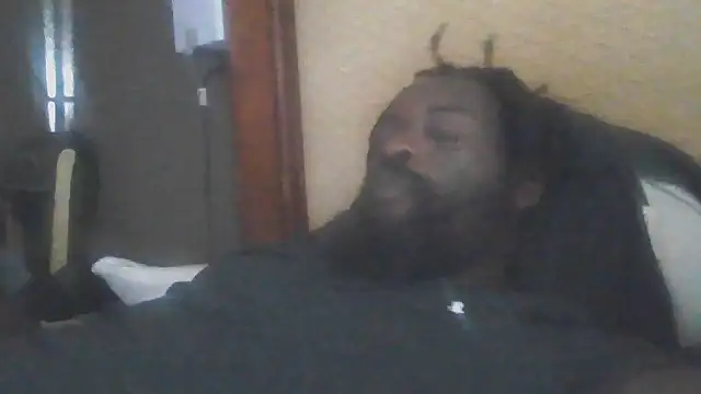 Snapshot of Mrbbc803 chatting on 09/23/25, 03:35 Mrbbc803 online show from 09/23/25, 03:35