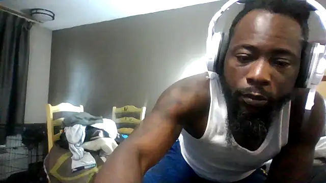 Snapshot of Mrbbc803 chatting on 10/07/25, 09:38 Mrbbc803 online show from 10/07/25, 09:38