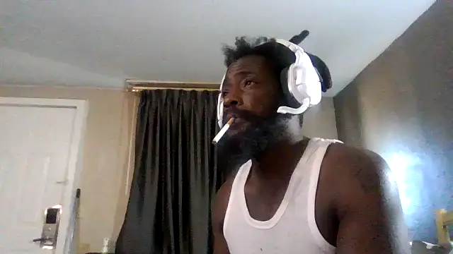 Snapshot of Mrbbc803 chatting on 10/01/25, 03:38 Mrbbc803 online show from 10/01/25, 03:38
