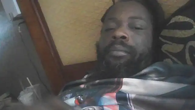 Snapshot of Mrbbc803 chatting on 09/30/25, 03:18 Mrbbc803 online show from 09/30/25, 03:18
